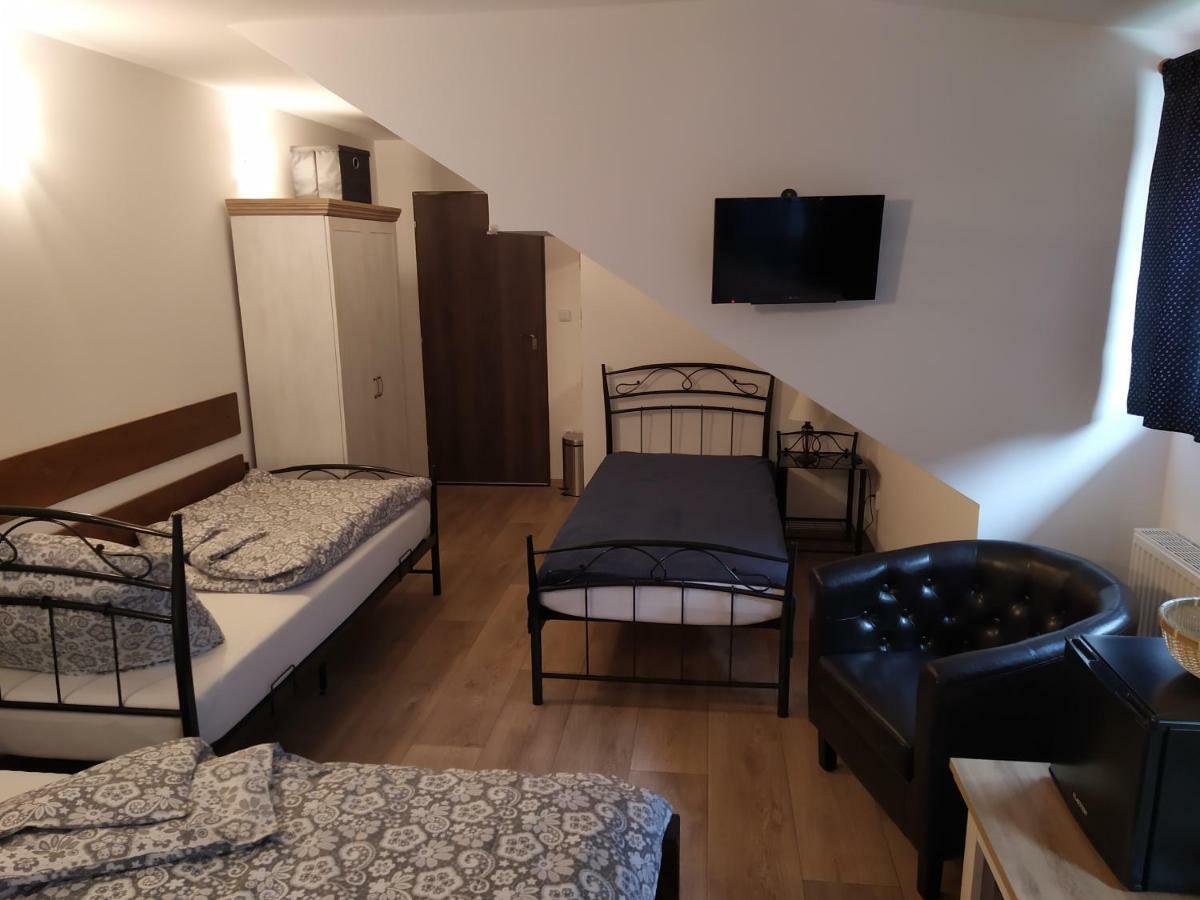 Penzion A Restaurace U Kalendu Strážnice 外观 照片